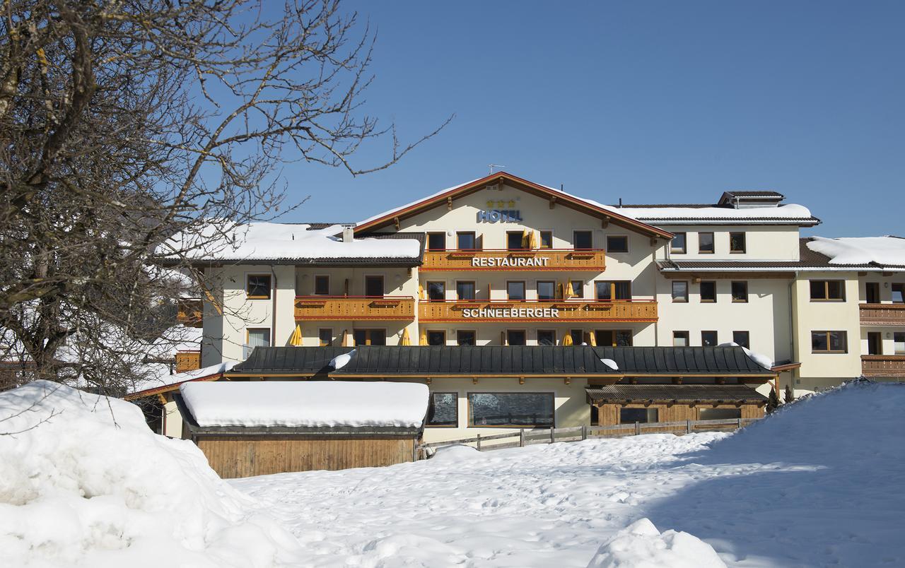 Hotel Schneeberger Niederau Exterior photo